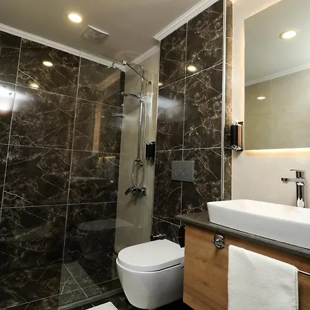 Bayrak Grand Hotel Trabzon