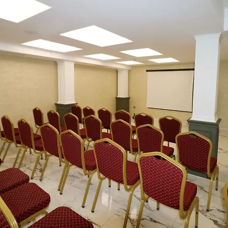 Bayrak Grand Hotel 4*